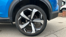 Nissan Juke 1.0 DiG-T 114 Tekna 5dr Petrol Hatchback